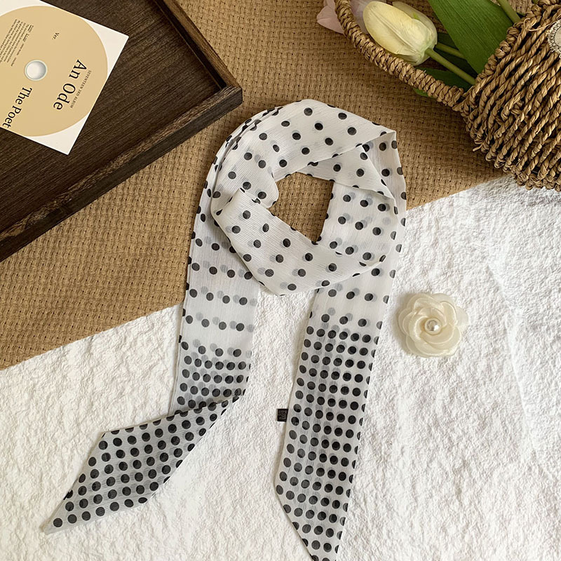 Bufanda de seda, bufanda pequeña de moda de alta gama, flor de todo fósforo, clip tridimensional, decoración de flores, serpentín, diadema