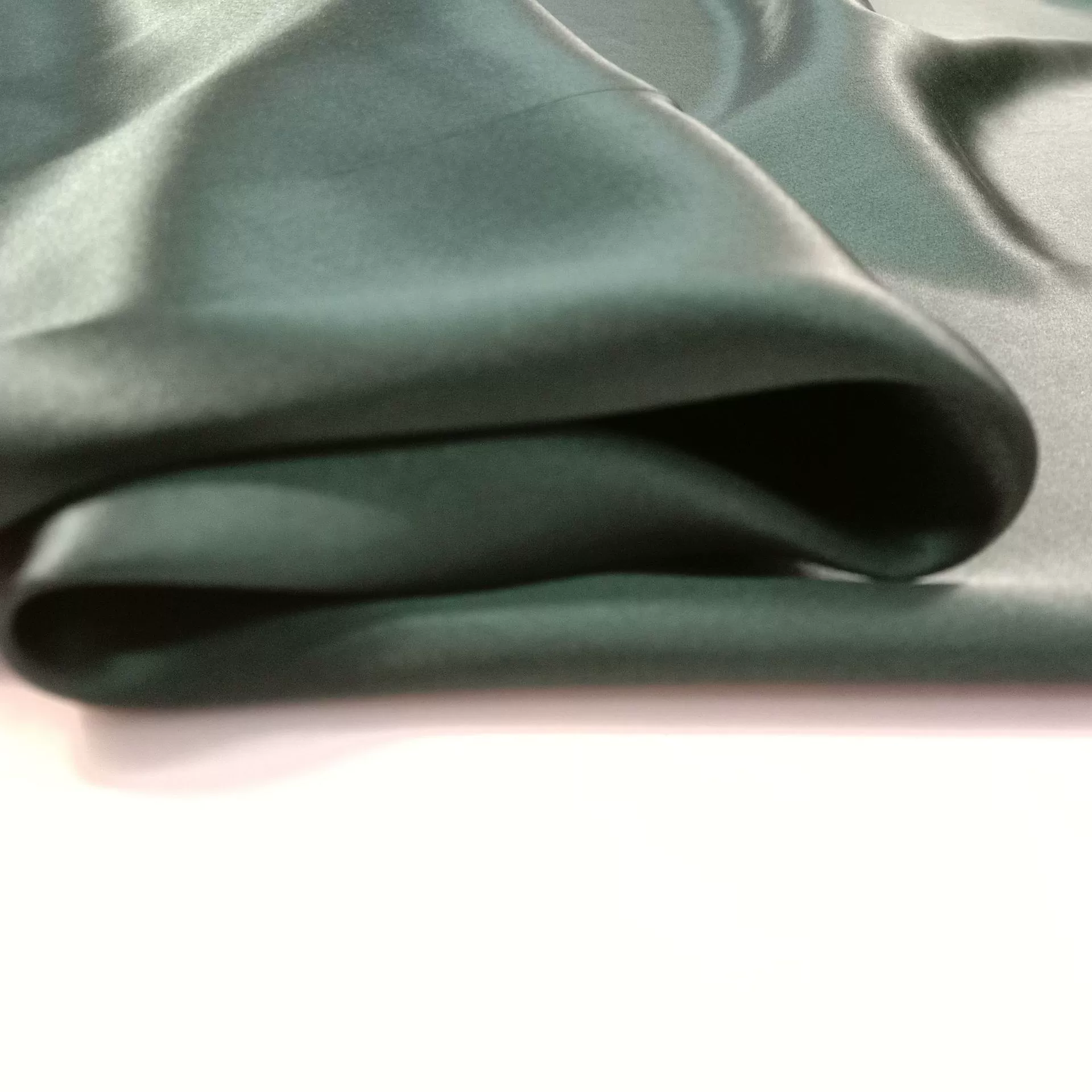 吉弟华都 Silk pijama, sleep mask, bedspread