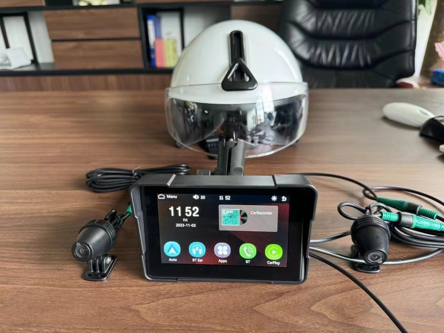 전면 및 후면 레코더가있는 5 인치