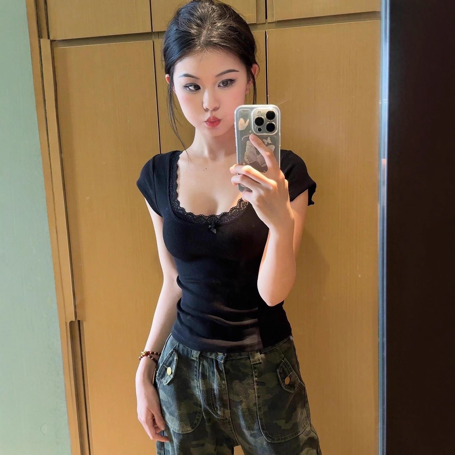 Lace summer design short short sleeve T-shirt for students