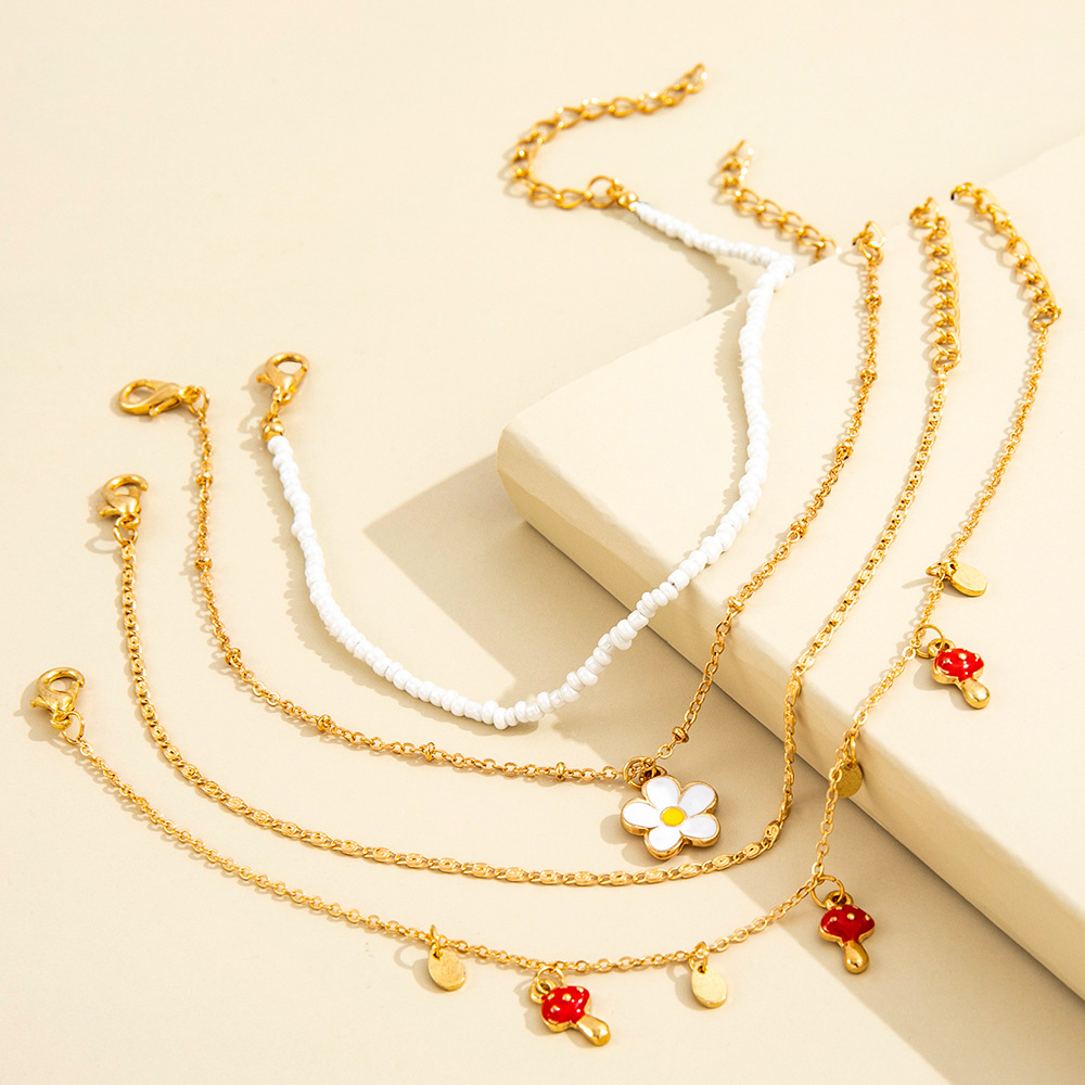 European And American New Simple Mushroom Small Pendant White Flower Pendant Four-piece Anklet display picture 8