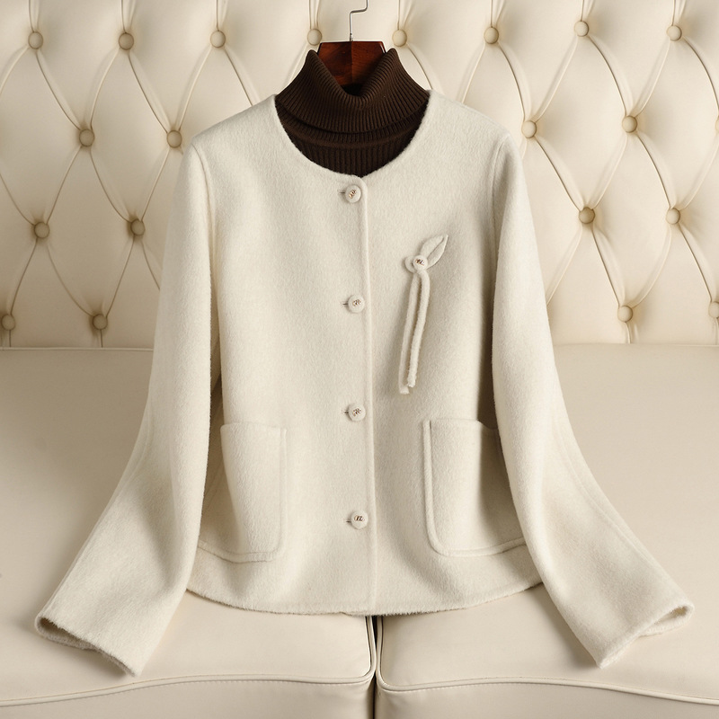 2026 Spring and Autumn New Style New Chinese Style Short Double-Sided Cashmere Wool Coat for Petite Women with a High-End Feel, Little Chanel Style