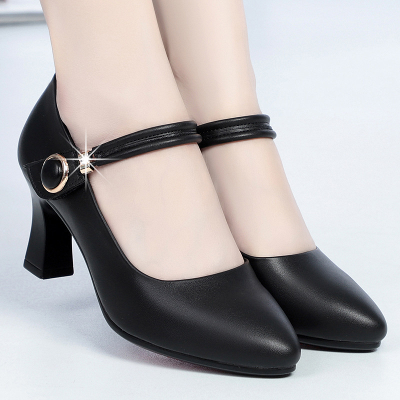 Shallow-Mouthed Soft Leather Shoes That Are Comfortable and Won'T Tire Your Feet, Suitable for Dancing, with Chunky Mid-Heel, Elastic Band, Fashionable and Versatile, Suitable for Commuting and Work