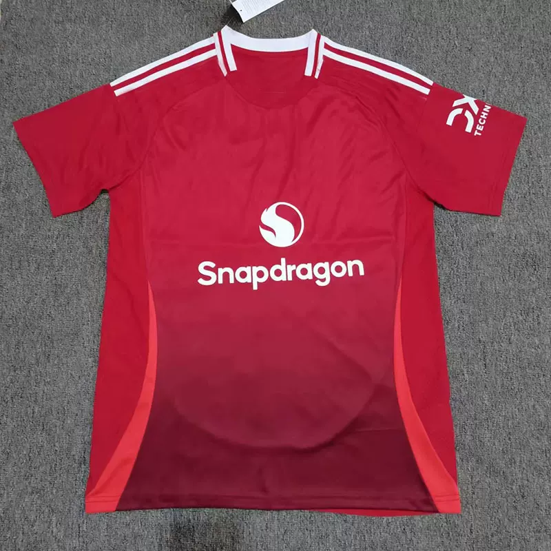 2425球迷红曼球衣足球服Fan version jersey and football jersey