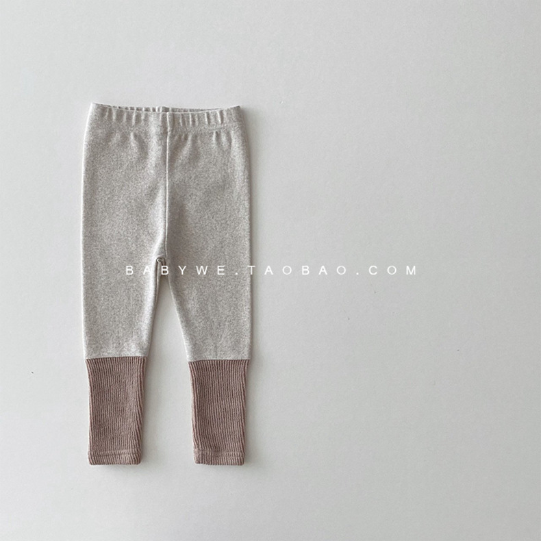 2024 niñas bebé nuevo estilo coreano de algodón de alta elasticidad leggings de color a juego pantalones de costura acanalados de color caramelo