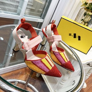 2026�紺�¿�F����Ƥˮ荼��߸���Ь�r�Л�Ьwedding sandals