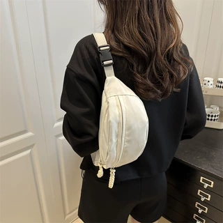 日系ins风潮流运动胸包女2026韩版百搭休闲手机腰包简约斜挎小包