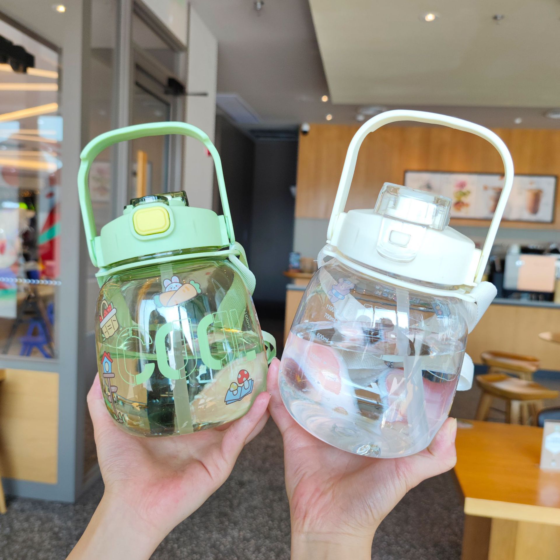 Celebridad de Internet paja de los niños gran vientre Copa Correa portátil de alta apariencia Linda taza de agua taza de beber doble de las niñas hervidor de gran capacidad