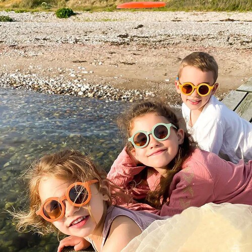 Children's UV-protection sunglasses with trendy Morandi round frames