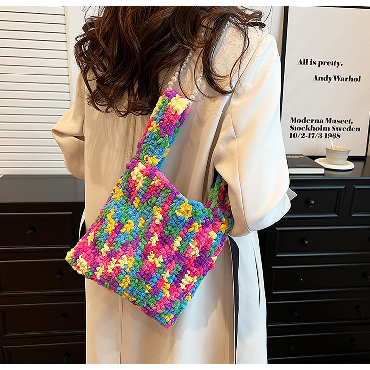 Women's Medium Knit Color Block Elegant Open Handbag display picture 3