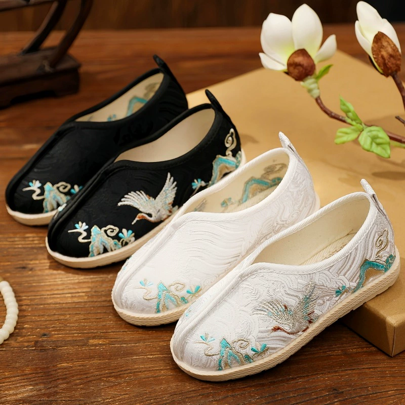 Обувь Hanfu для мальчиков Весна и осень обувь в китайском стиле в старинном стиле старая Пекинская Тканевая обувь для мальчиков детская вышитая обувь детская обувь в старинном стиле