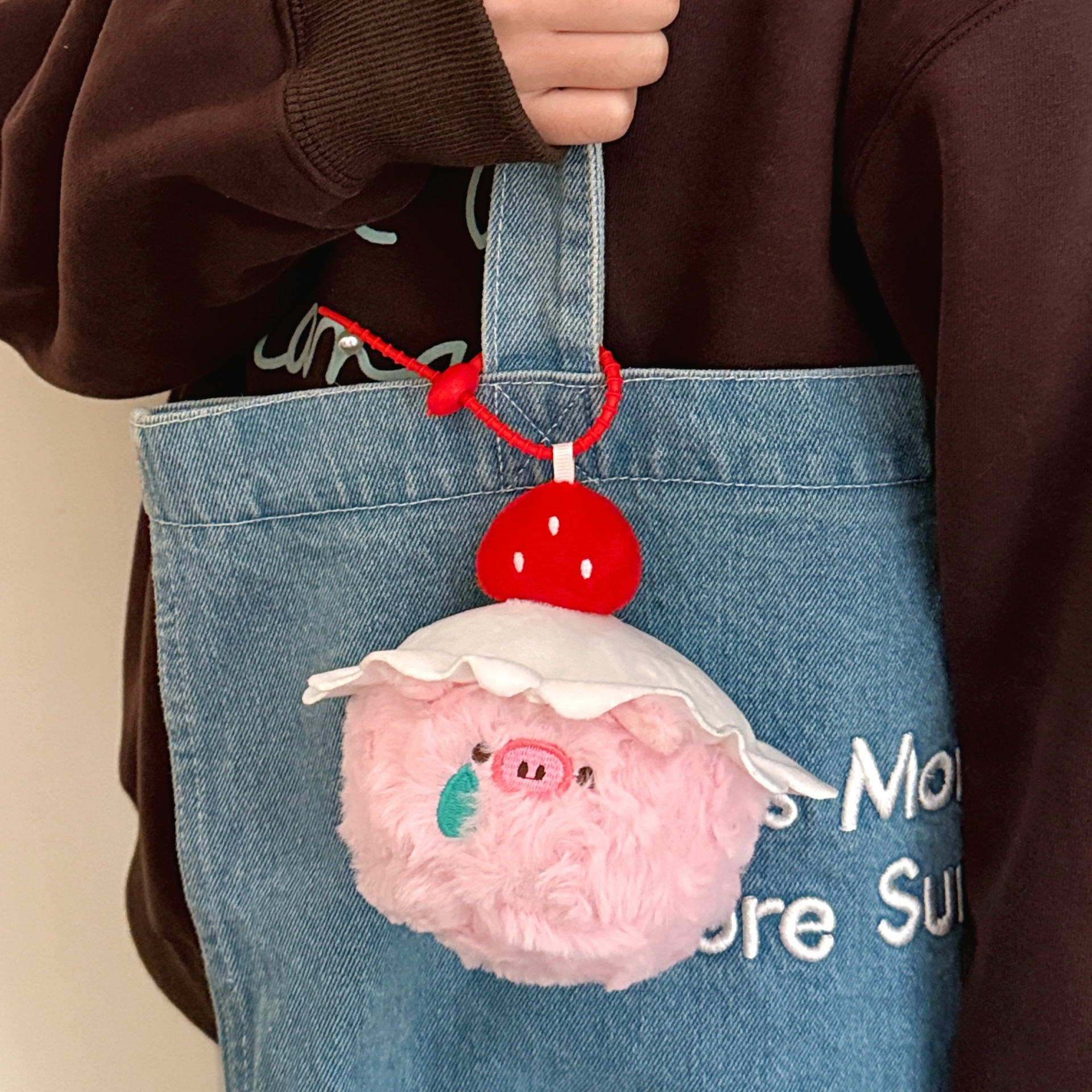New Cute Cone Pig Plush Pendant Girl Heart Cake Doll Strawberry Snot Pink Pig Doll Small Pendant