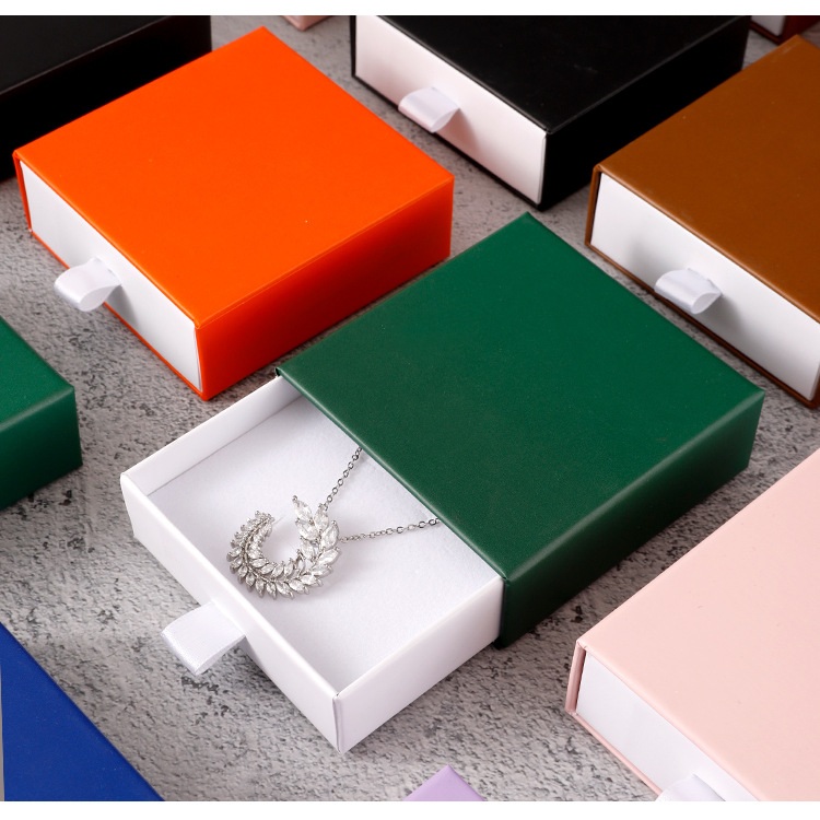 1 Piece Paper Elegant Simple Style Daily Date Solid Color Jewelry Boxes display picture 1
