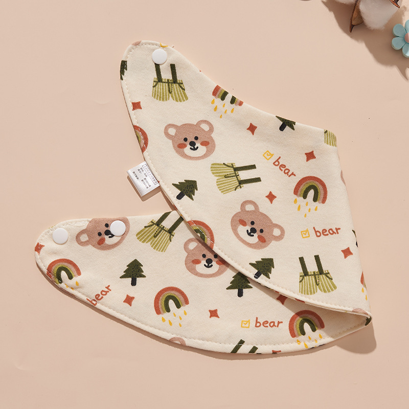 Little bear [crescent bib]