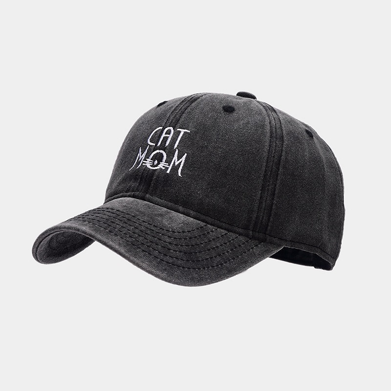 Estilo coreano moda apenada tapa superior suave enarbolada para las mujeres CAT bordado todo partido gorra de béisbol al aire libre sombrero