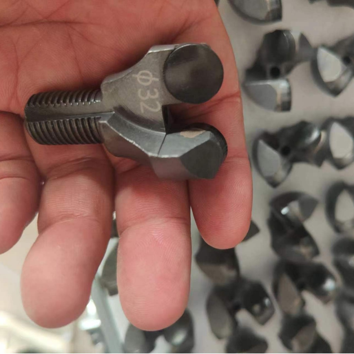 28 30 32金刚石复合片PDC锚索钻头 整片半片煤矿锚杆水井勘探