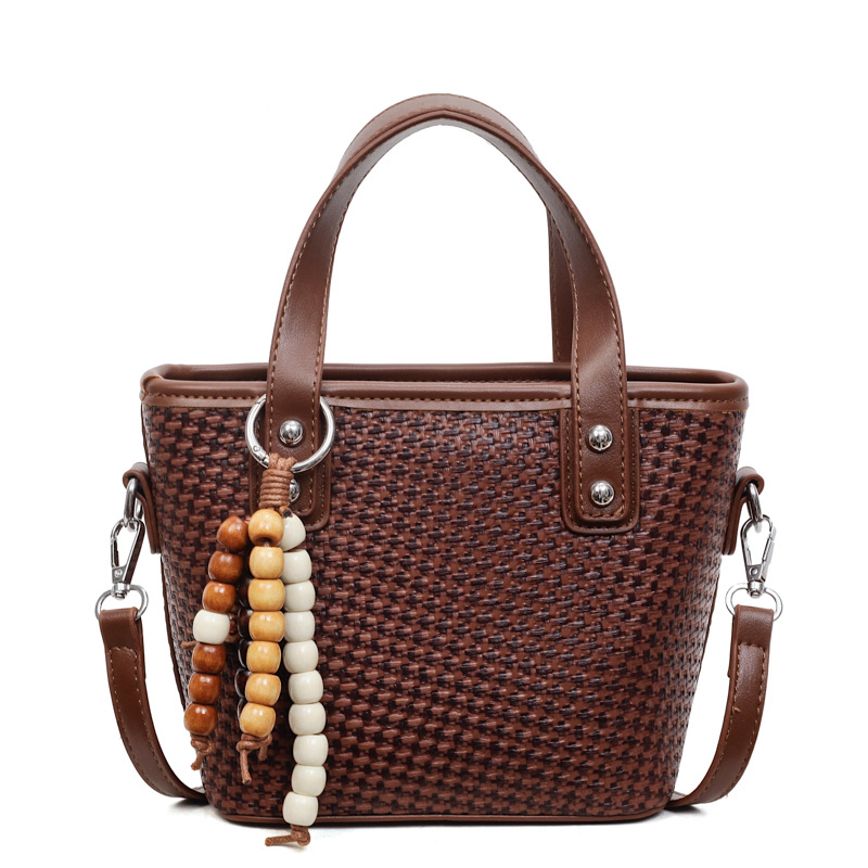 Simple bolso de cesta de comida de mano mujer 2025 invierno nuevo estilo de alto nivel bolso de hombro de lujo ligero bolso de cubo