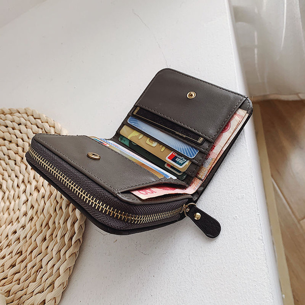 Small short wallet
