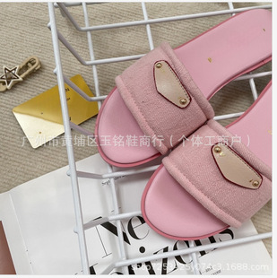 �羳·��ţ�в��̽�������ЬŮ2025���¿��⴩ƽ��һ�ִ�a����Ь
