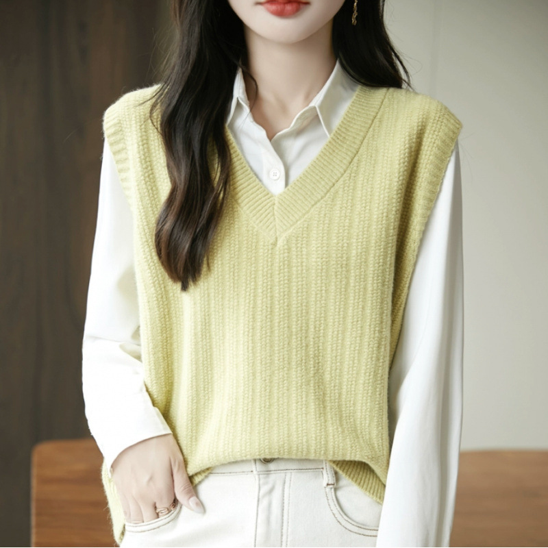 2025 nuevo chaleco de punto de mujer suéter de hombro sin mangas perezoso con cuello en V chic plegado chaleco superior image 4