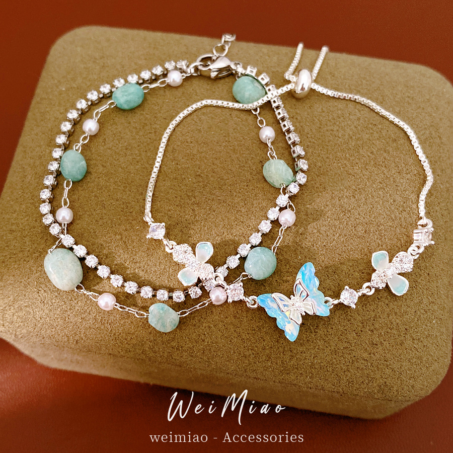Resina de zircón mariposa flor pulsera ligera de lujo nicho de alta sensación pulsera accesorios de vacaciones joyas al por mayor image 1