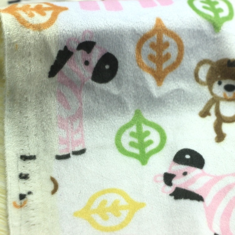 印花仿超柔短毛绒童装面料针织经编卡通分散印花仿超柔短毛绒布料