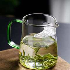 茶漏一体公道杯厚い耐熱ガラス透明泡茶専用三日月片濾過茶水分離茶器