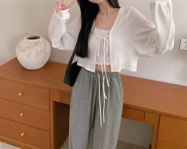 Spring and summer 2024 new versatile strap long sleeved lantern sleeve style thin cardigan short coat sun protection top_voghion.com