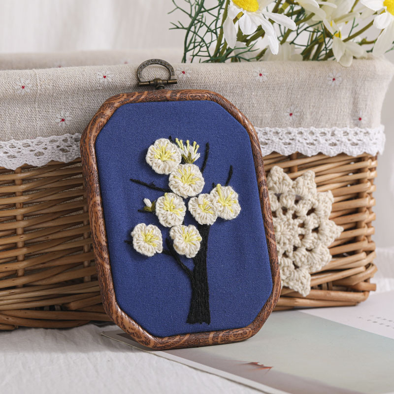 Pequeña suerte flor DIY tela novato europeo bordado flores y plantas material paquete kit costura traje