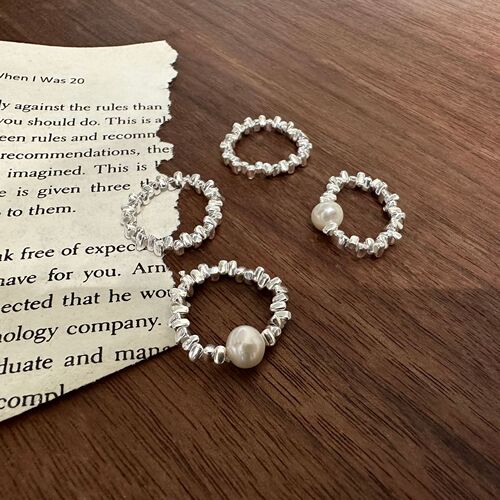 Blogger's Choice 925 Sterling Silver Minimalist Uncommon Shattered Silver Pearl Ring for Women, Korean Instagram Style, Finger Ring with Elastic Cord