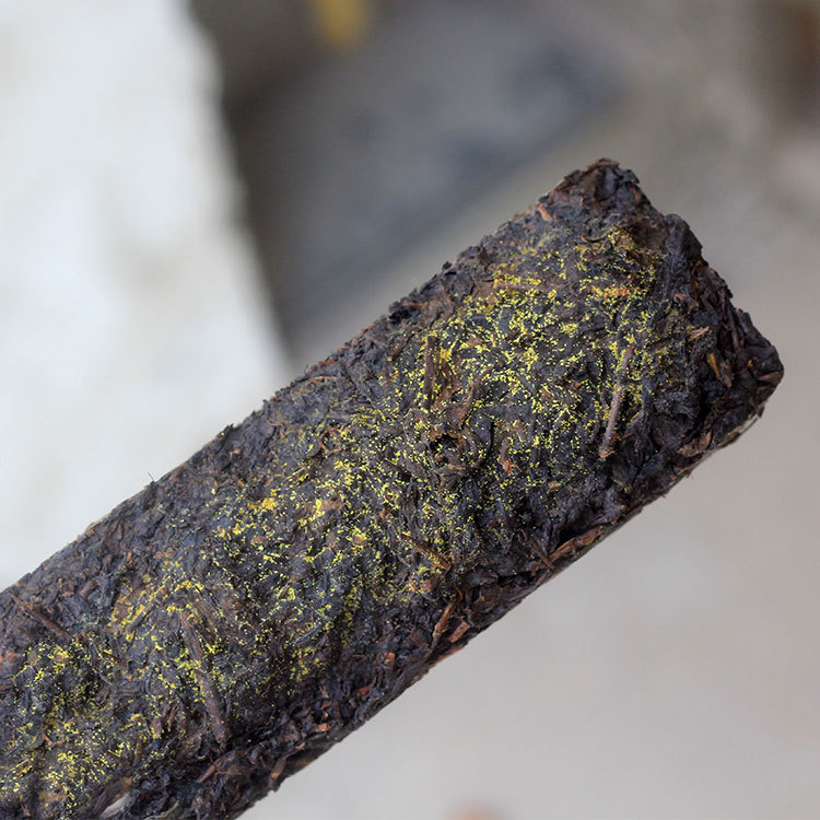 2015 Year Yafu 2 Jin Hunan Anhua Dark Tea Tianjiao Fu Cha Hand-built Golden Flower Fu Brick Tea Brewed Aged Tea Wholesale