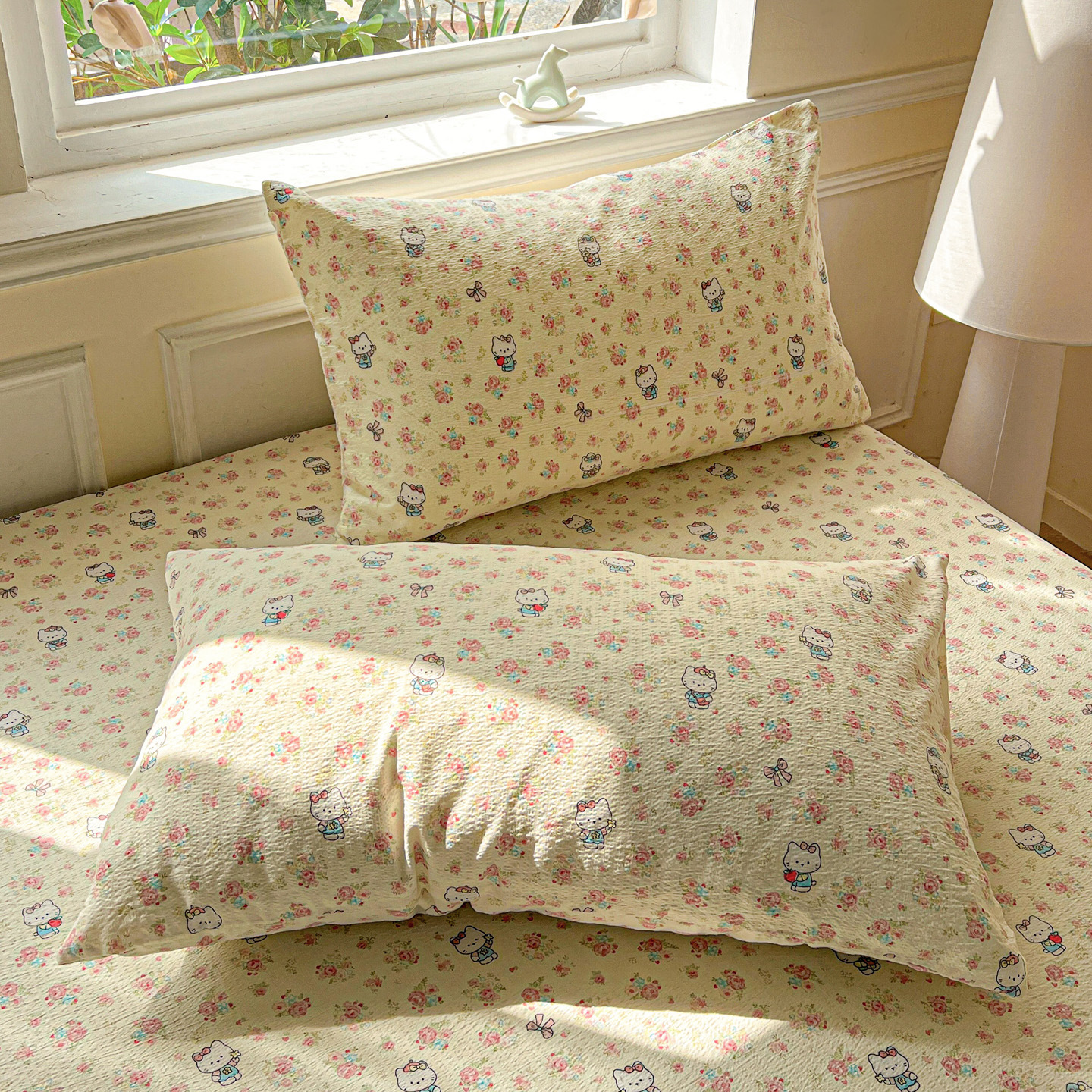 Cama de flores de clase A para madres y bebés tres piezas nuevas cubiertas de protección de colchón de doble hilo de una sola pieza cubierta de cama super suave cubierta de cama