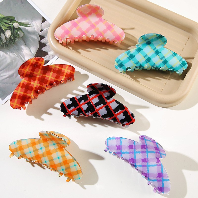 61g Weight Hair Claws Hair Accessories Type Elegant Women's Lattice PVC Hair Claws