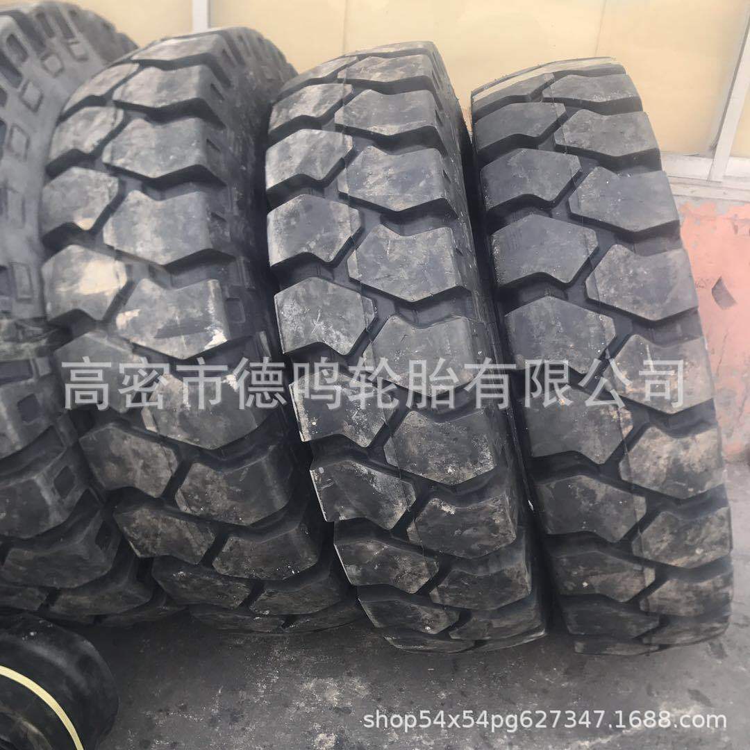 Neumático de camión volquete de cuerpo ancho 14.00-24 neumático de camión de ingeniería 1400-24 neumático de mina