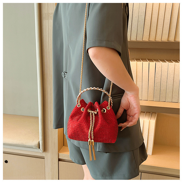 270g Weight Polyester Lining Material Sewing Thread Fashion Element String Closure Type Single Shoulder Strap Strap Type Evening Bag Bags Type Party, Shopping Occasion Pu Leather Material Solid Color Pattern All Seasons Season Women's Gender Streetwear Style Bucket Shape Medium Size Women's Medium Pu Leather Solid Color Streetwear Sewing Thread Bucket String Evening Bag 18