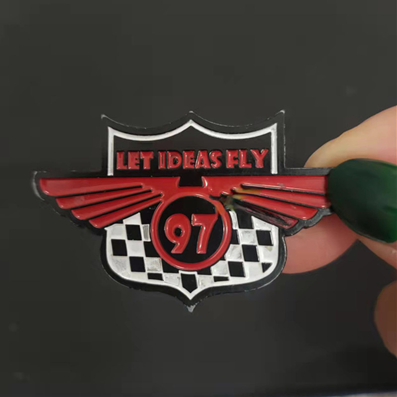 制作   手袋箱包五金铭牌 锌合金烤漆标牌 帽子金属装饰LOGO标