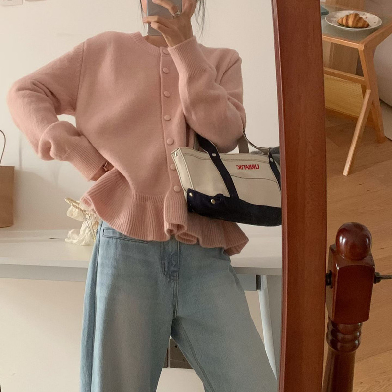 Gentle and Romantic Waist-Cinching Knitted Cardigan with Ruffled Hem, 2026 Autumn and Winter New Style, Lazy Single-Breasted Coat Top Gentle and Romantic Waist-Cinching Knitted Cardigan with Ruffled Hem, 2026 Autumn and Winter New Style, Lazy Single-Breasted Coat Top
