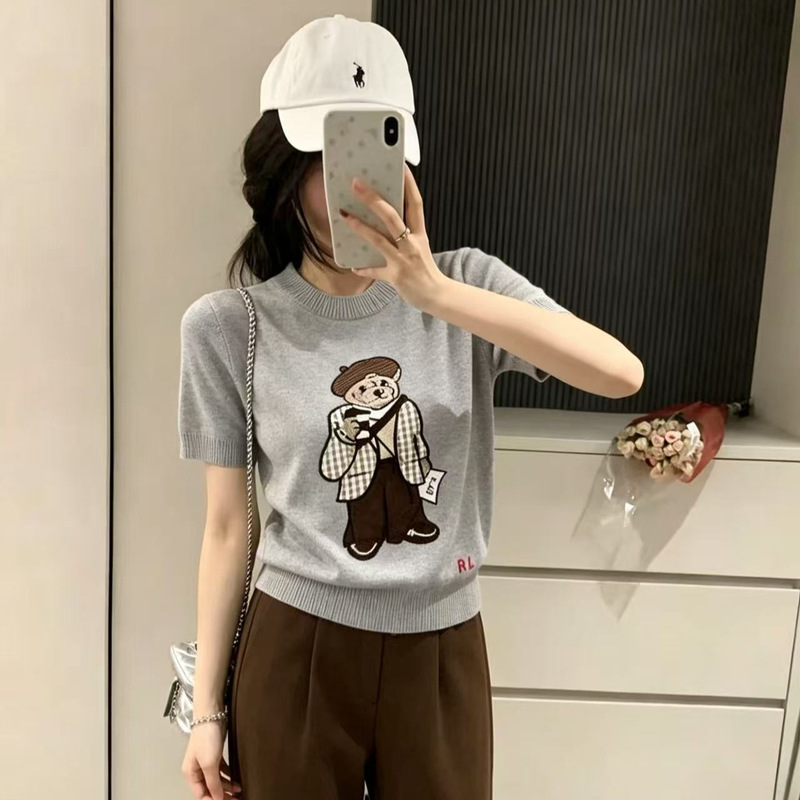 High-Quality Retro Beret Bear Embroidery Knitted Short-Sleeved Women's Summer Thin Round-Neck Slim-Fit Age-Reducing Top T-Shirt High-Quality Retro Beret Bear Embroidery Knitted Short-Sleeved Women's Summer Thin Round-Neck Slim-Fit Age-Reducing Top T-Shirt