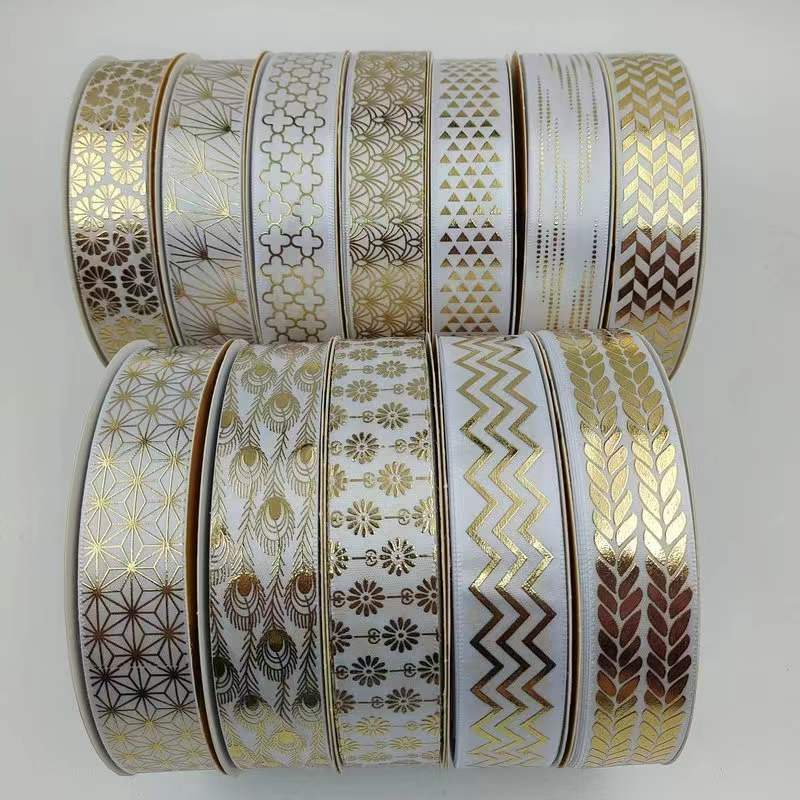 Nuevo estilo Barra soporte dorado cinta DIY hecho a mano impresión termoestable poliéster con flores caja de regalo embalaje decoración de la boda