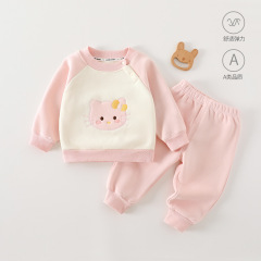 新生婴儿衣服秋冬款卫衣套装洋气时髦女童装家居外出保暖高级套装