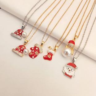 European and American Cross-border Christmas Hat Necklace Women's Christmas Christmas Wind Pearl Snowflake Pendant Titanium Steel Clavicle Chain
