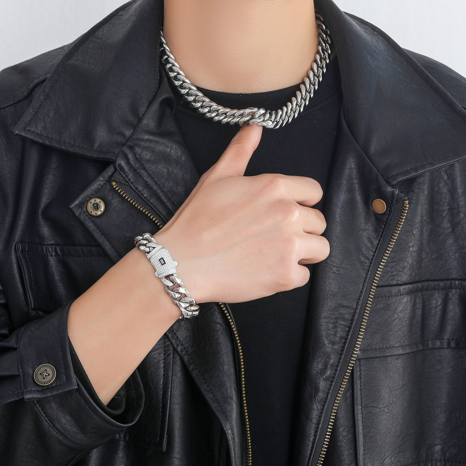 Acero Inoxidable 304 Cobre Chapado En Oro De 14 Quilates. Casual Estilo Simple Enchapado Embutido Geométrico Circón Pulsera Collar display picture 8