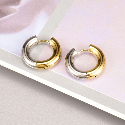 ebay cross-border hot-selling titanium steel earrings light luxury niche high-end sense electroplating temperament gradient European and American beauty earrings ear buckles