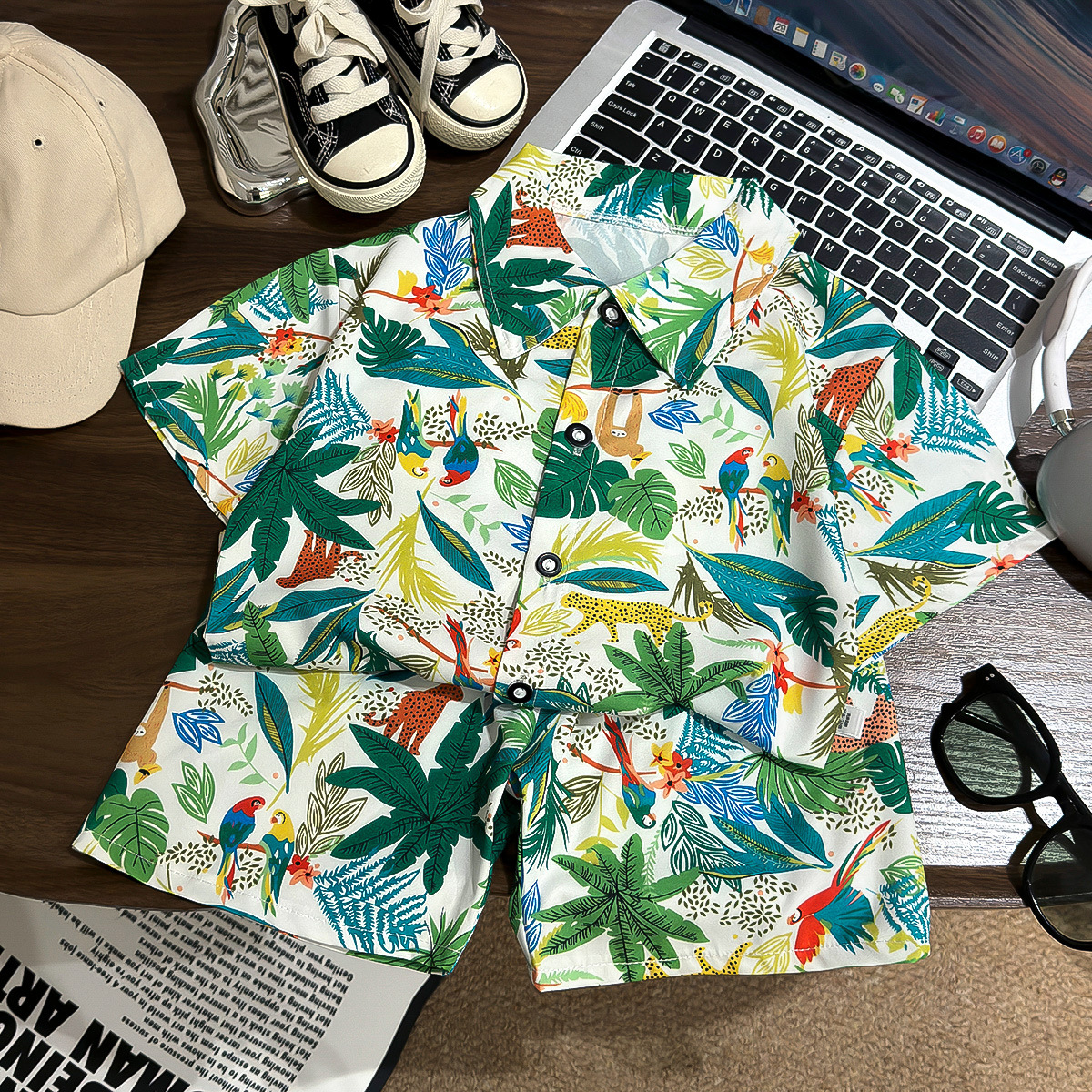 2403 Camisas con parrot
