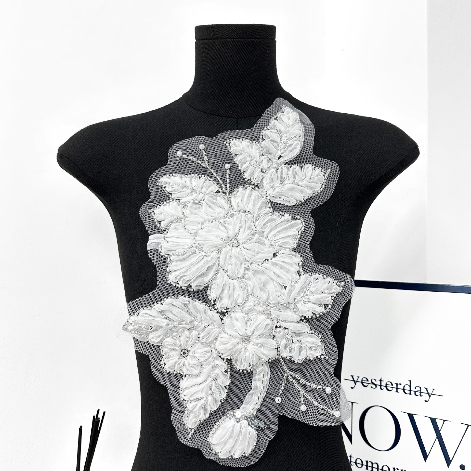 Sequinilla de industria pesada bordado flores mariposa malla gaza pegada ropa collar puño decoración parche tridimensional image 16