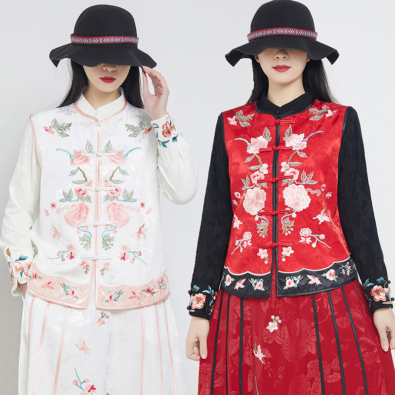 Summer retro ethnic vest with a round collar