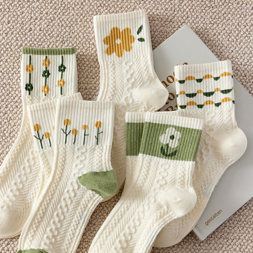 New/Unisex Available Autumn/Winter Men's and Women's White Knee-High and Over-the-Knee Invisible Socks with Floral Cute Design