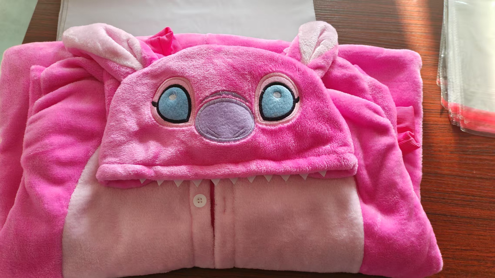 FUENTE Fábrica al por mayor pareja niños de dibujos animados animal de una sola pieza pijamas de franela Otoño e Invierno engrosada dinosaurio cálido