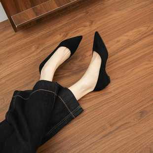 6388C��ŮС���L��ЬŮͨ�ڃ��ź�ɫ�q���¸����^�\��ƽ��ЬŮ