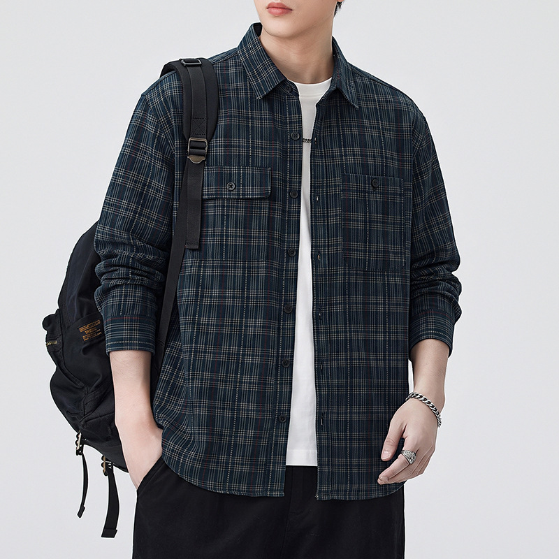 Vintage-style jacquard plaid shirt for men, trendy workwear with a turn-down collar, double pockets, loose fit, versatile casual shirt jacket Vintage-style jacquard plaid shirt for men, trendy workwear with a turn-down collar, double pockets, loose fit, versatile casual shirt jacket